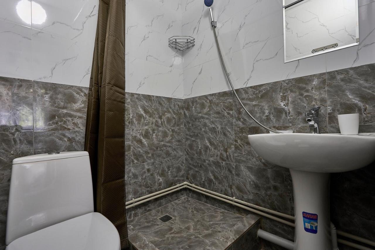 Апарт 33 Aparthotel อัลมาตี ภายนอก รูปภาพ