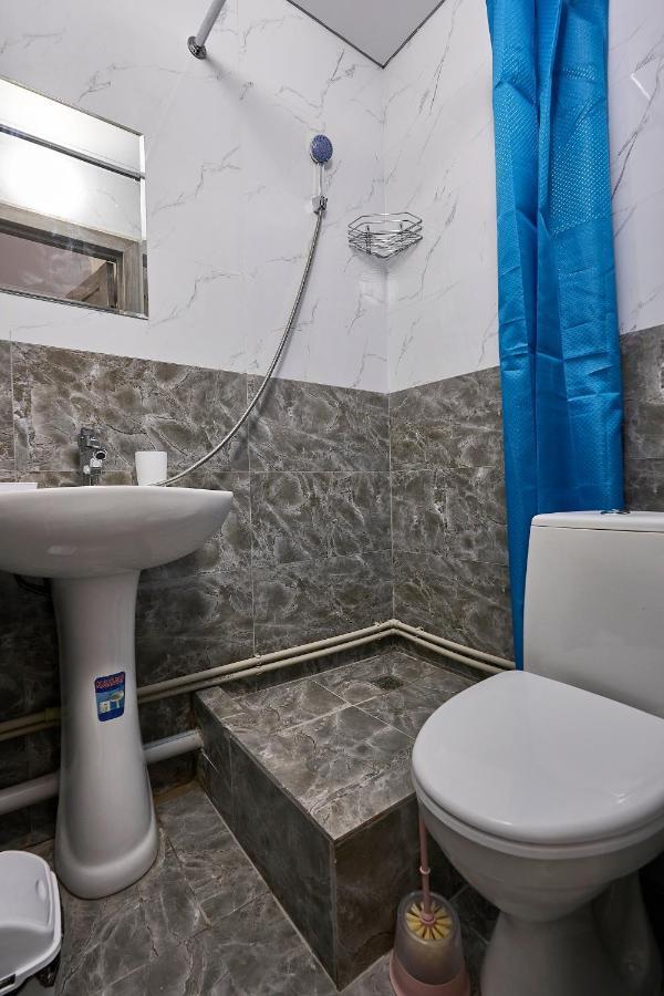 Апарт 33 Aparthotel อัลมาตี ภายนอก รูปภาพ